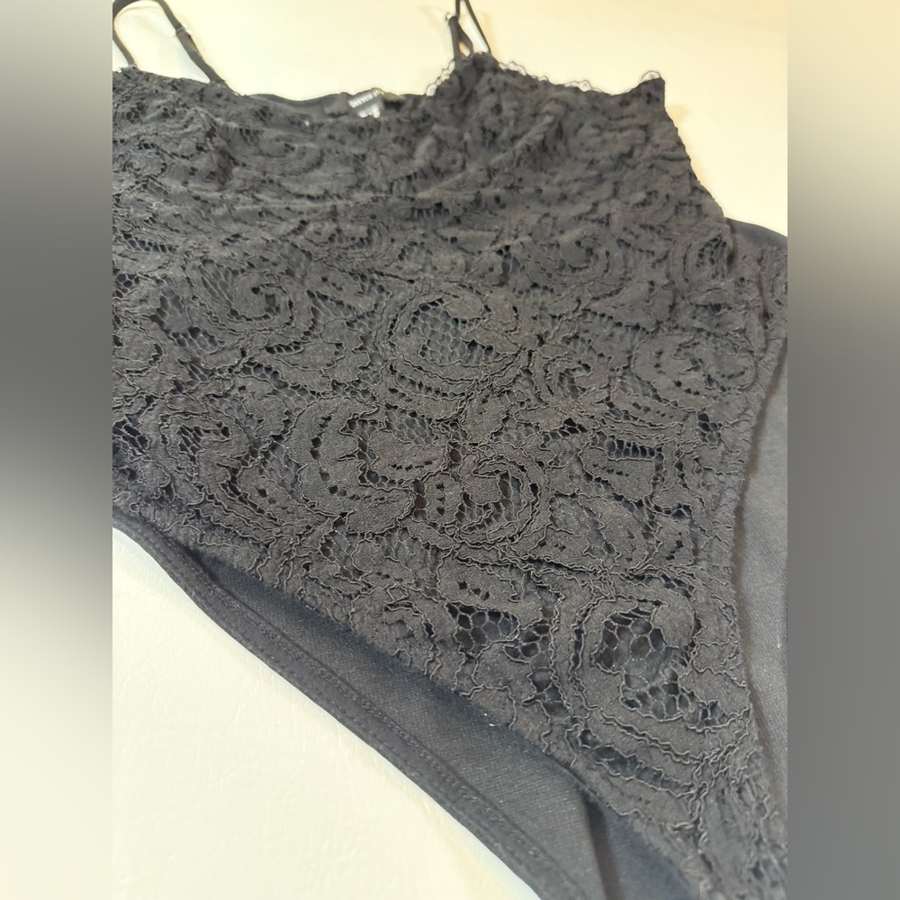 Y2K Forever 21 bodysuit lace snap closure size OX black (bin C)